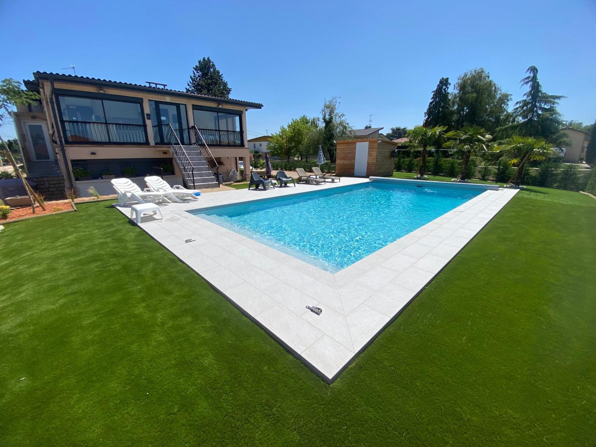 Chambre Dans Logement Partage Chez L Habitant Avec Piscine De 1 A 3 Chambres Grieges Dış mekan fotoğraf